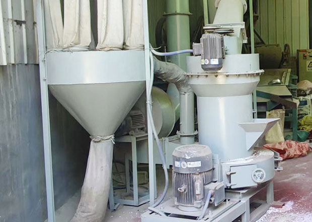 Gypsum Grinding Mill 2
